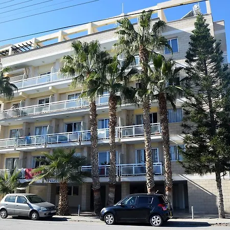 Pelides Апартаменты