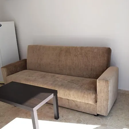Apartament Pelides Larnaca
