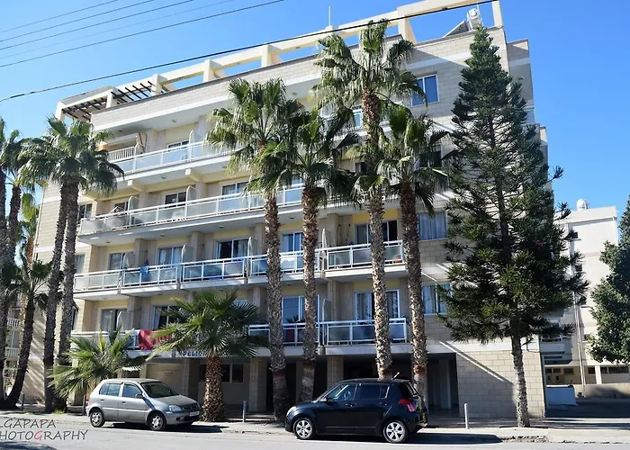 Pelides Apartment