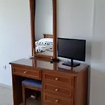 아파트 Pelides *