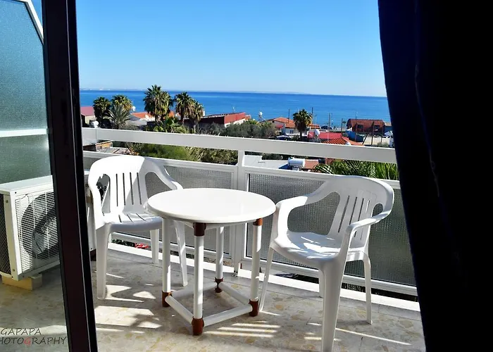 Pelides * Ларнака